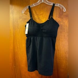 Kindred Bravely Black pumping tank-medium NWT
